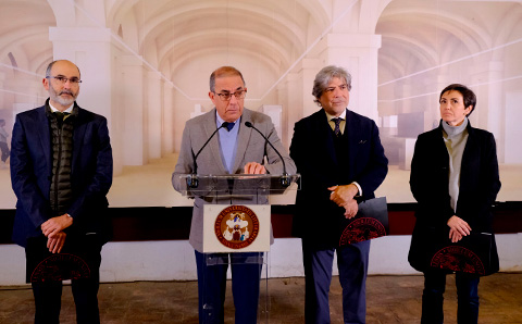 Luis Méndez, Miguel Ángel Castro, Francisco Montero y Olga Valderas en el incio de las obras de la sala cero del Museo de la US.